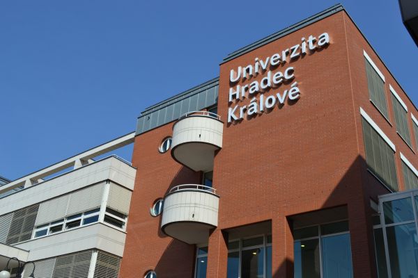 Fakulta informatiky a managementu, Hradec Králové